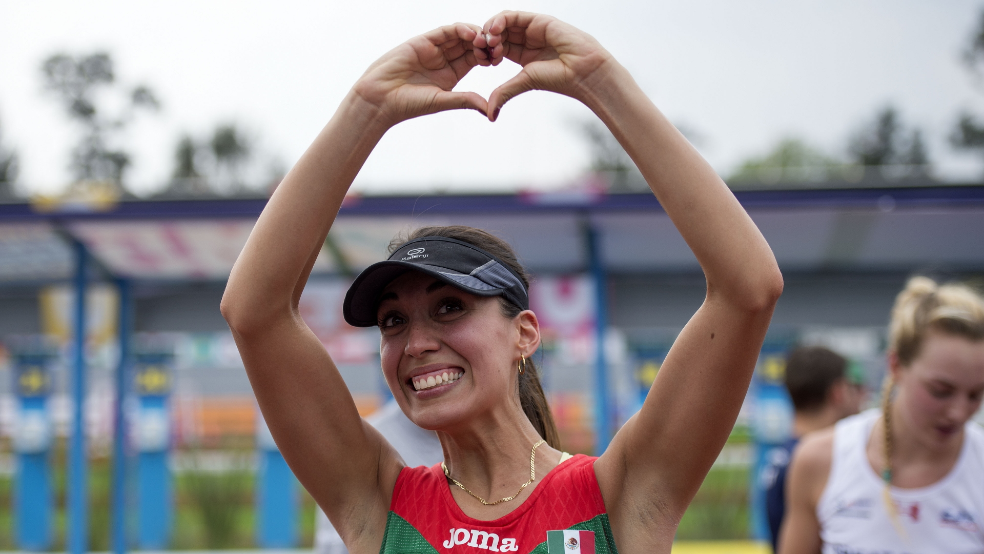 La atleta mexicana Mariana Arceo vence al COVID-19