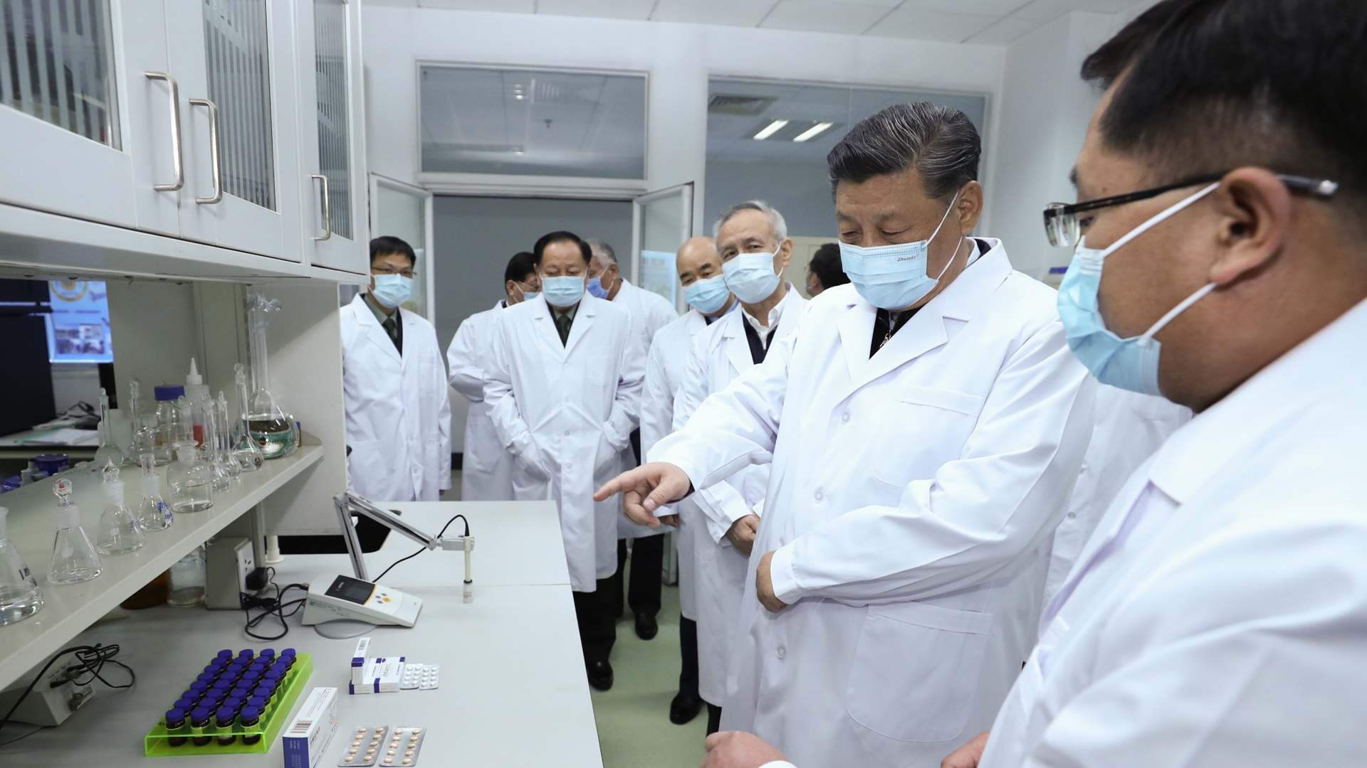 Disminuyen los contagios de COVID-19 en China