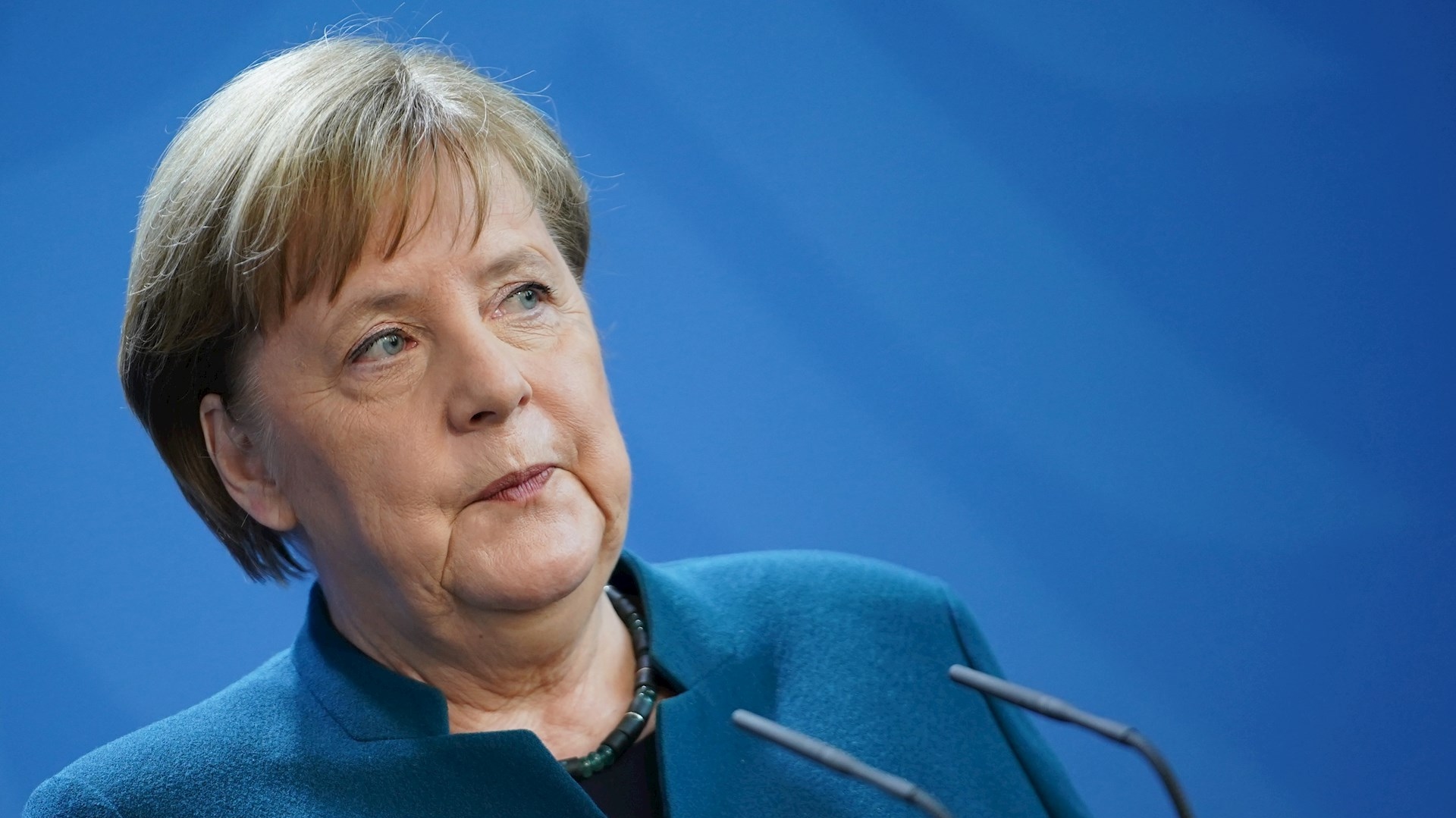 Merkel está “sana” tras primer día de cuarentena preventiva por COVID-19