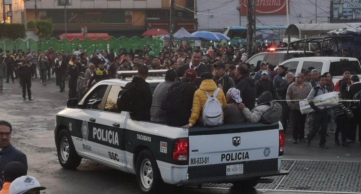 Caos en Tacubaya por suspensión de servicio en Línea 1 tras choque de trenes