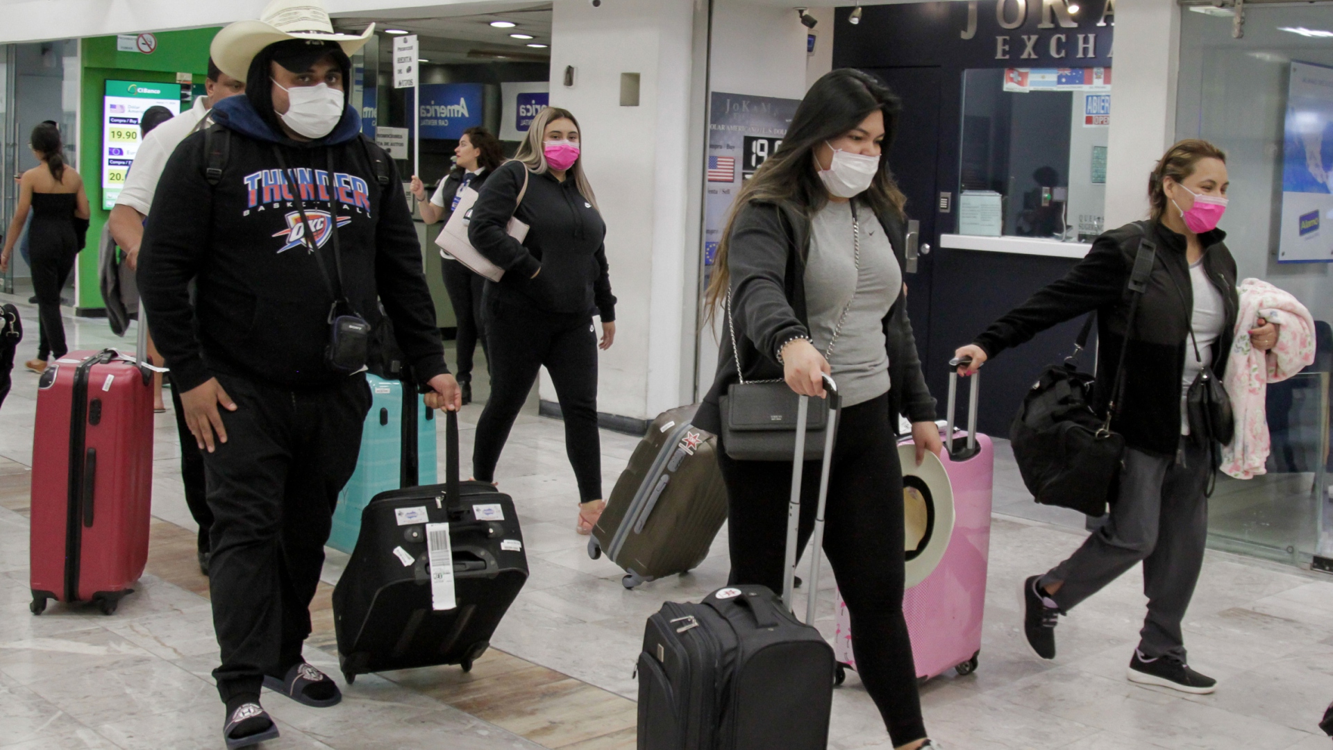 Regresan a México mil 153 connacionales por COVID-19 Regresan a México mil 153 connacionales por COVID-19