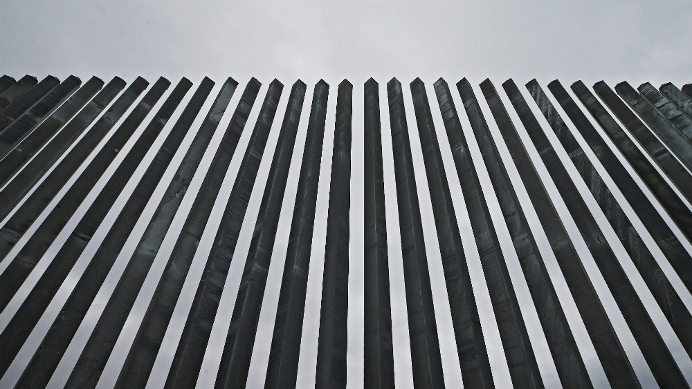 “El muro está haciendo sus efectos”, declara especialista sobre casos de COVID-19 en México y EE.UU.