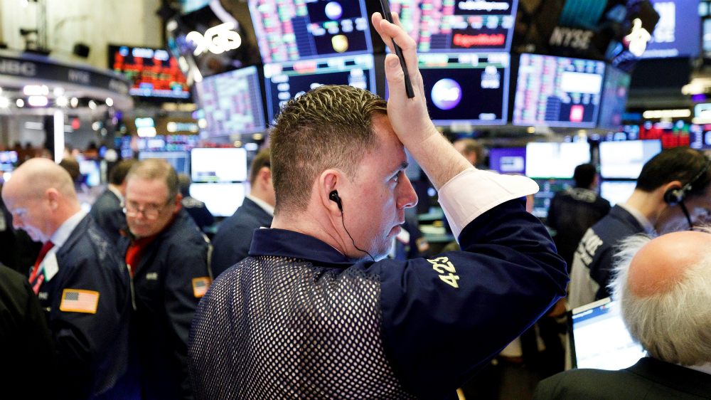 Wall Street se desploma en la apertura y se paralizan las operaciones