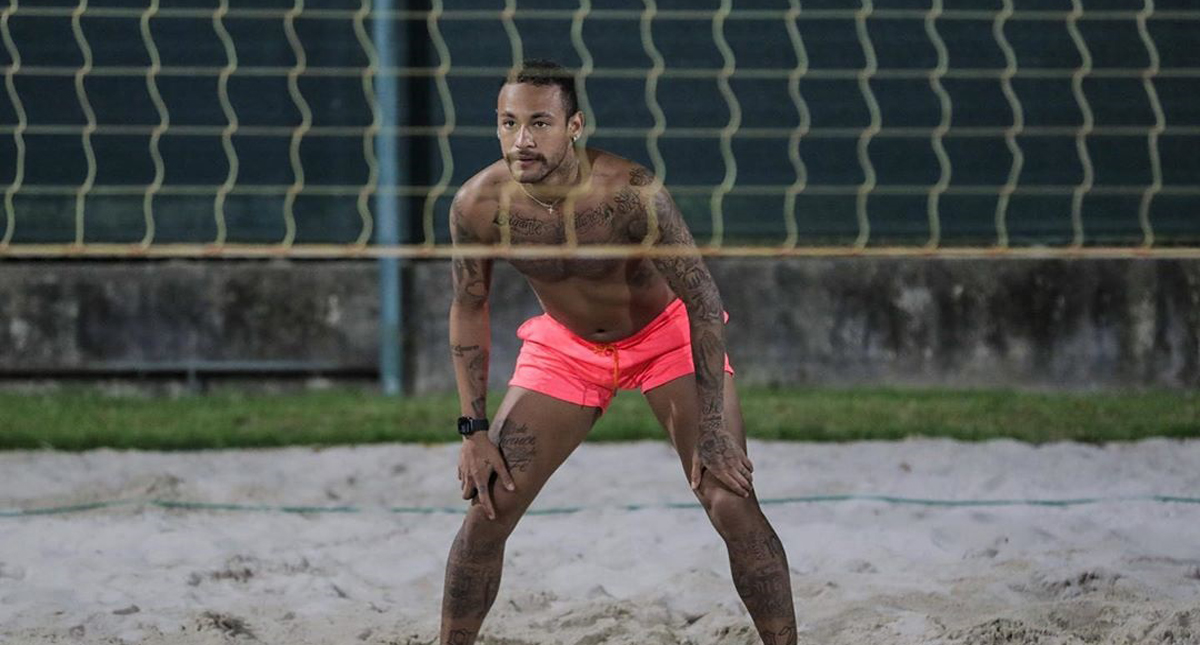 Neymar asegura cumplir cuarentena por COVID-19 tras polémica foto