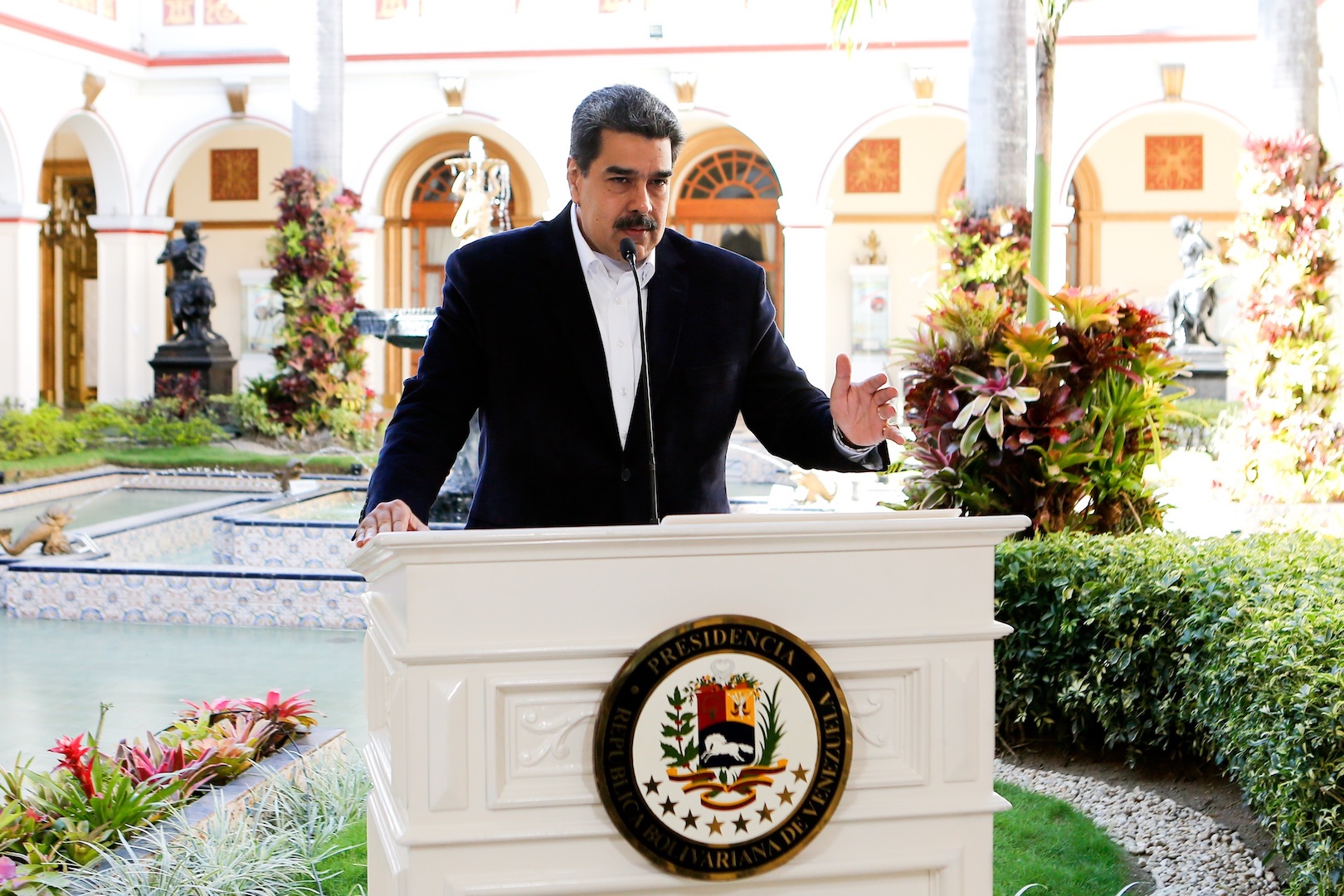 Maduro ordena cuarentena total en Venezuela por COVID-19