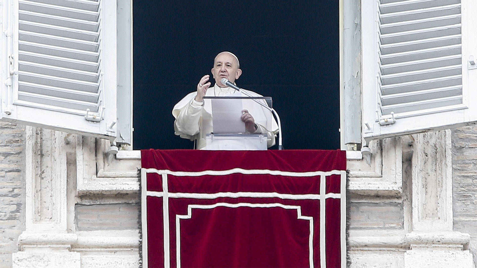 Papa Francisco celebrará rezo del ángelus por video ante COVID-19