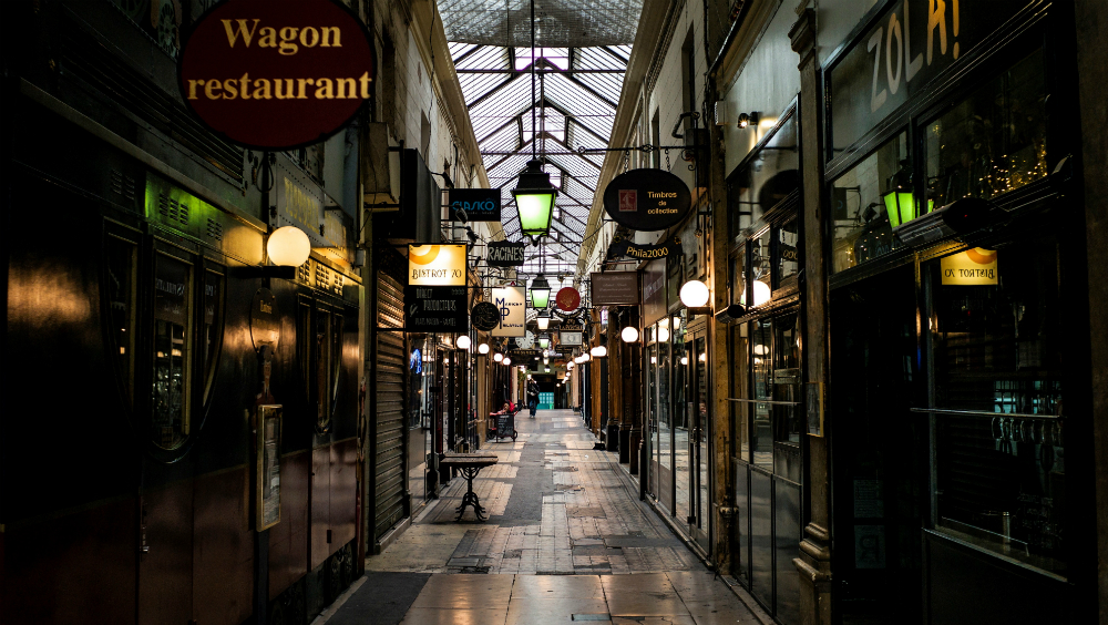 “Estamos en una guerra sanitaria”, asevera Macron tras anunciar medias contra COVID-19 “Estamos en una guerra sanitaria”, asevera Macron tras anunciar medias contra COVID-19