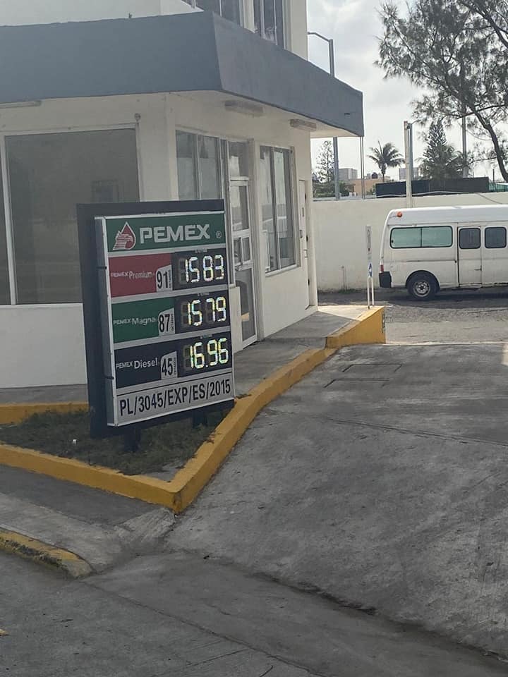 Baja el precio de la gasolina en varios estados - precio-gas-vearacruz