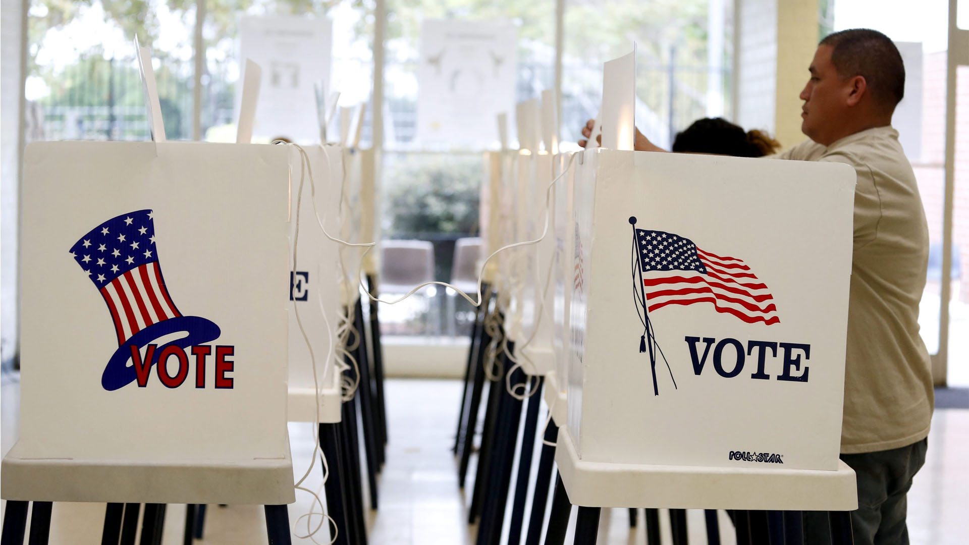 Primarias demócratas llegan a su primer momento decisivo con supermartes