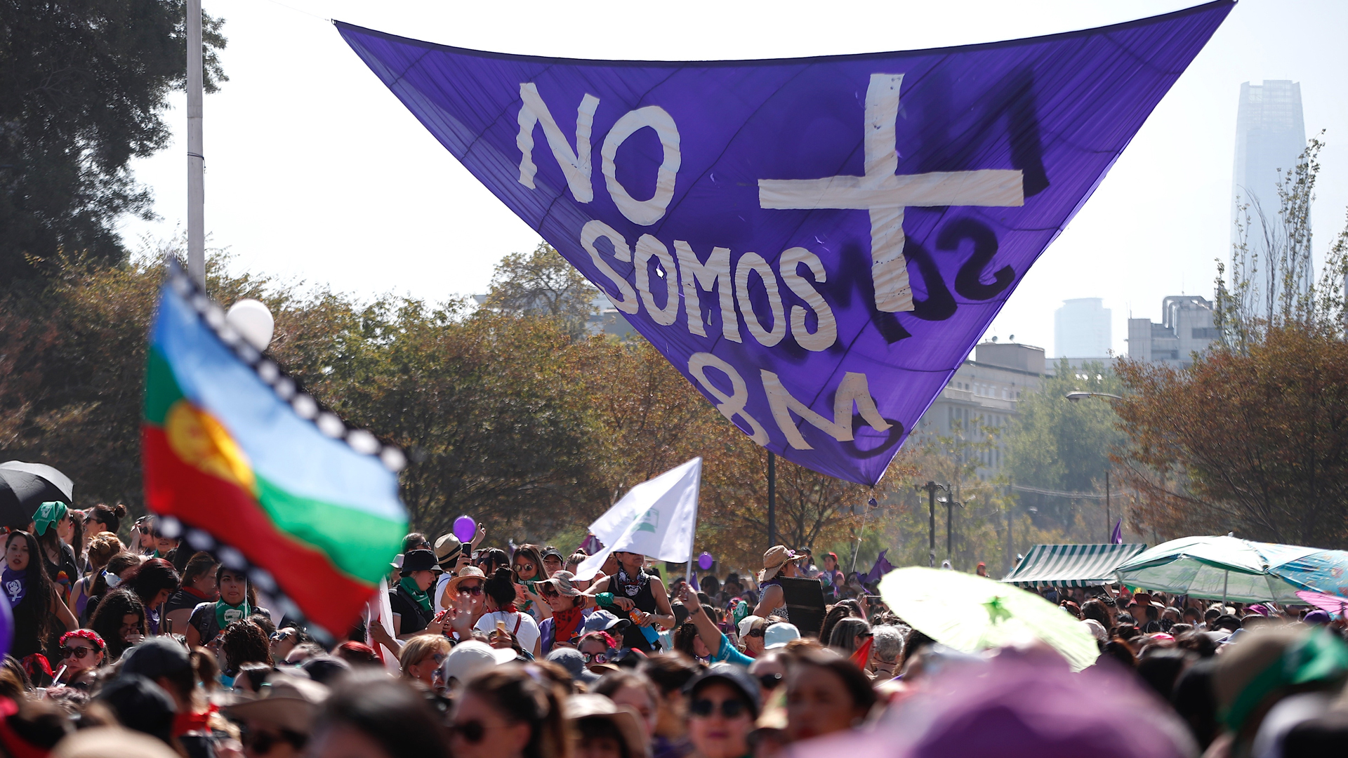 Mujeres protestan en Santiago de Chile contra la violencia de género - protesta-en-chile-8m