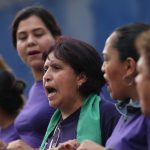 Marcha 8M en CDMX: Mujeres avanzan sobre Paseo de la Reforma rumbo al Zócalo
