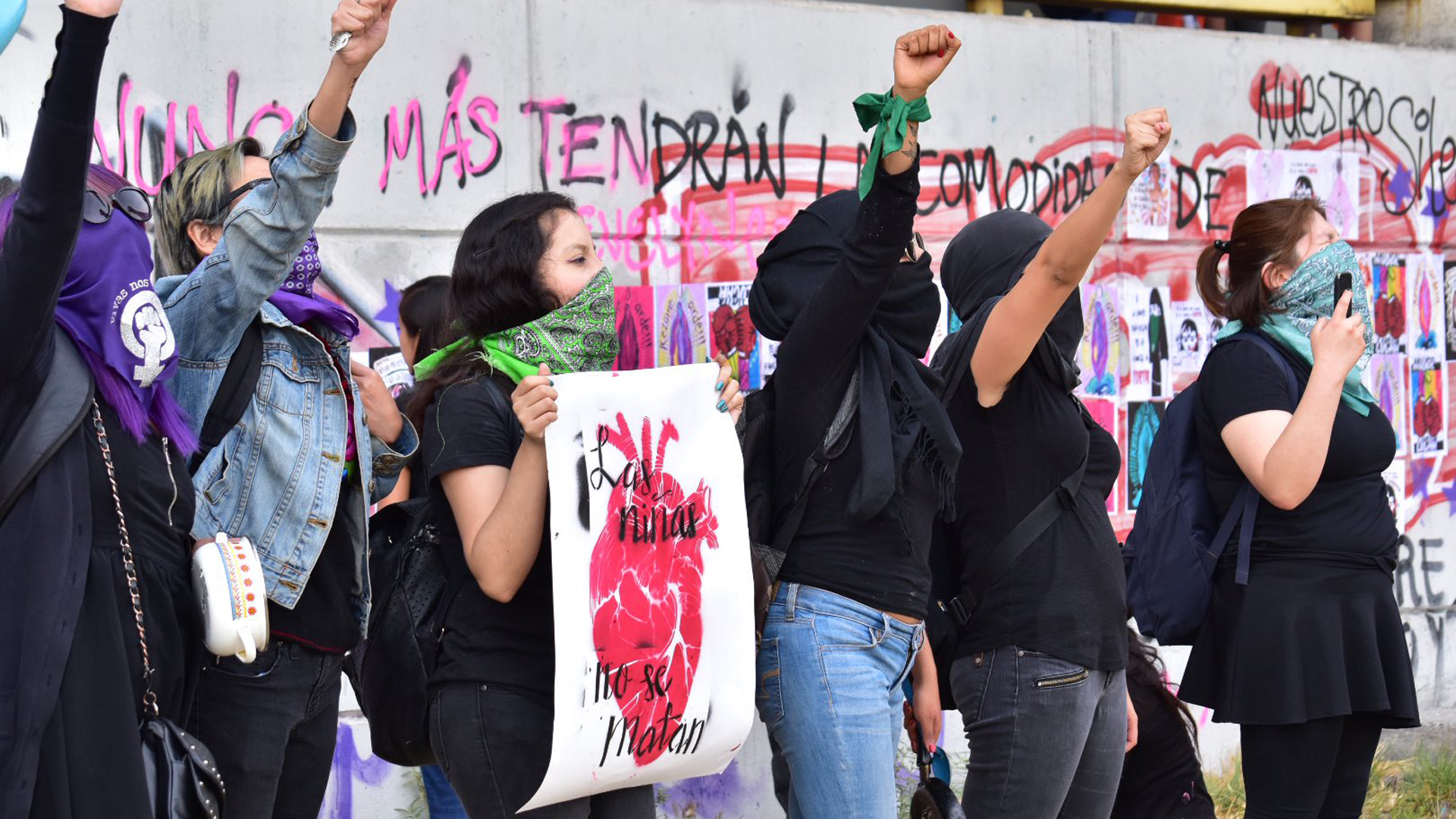 Mujeres protestan en Ecatepec contra los feminicidios Mujeres protestan en Ecatepec contra los feminicidios