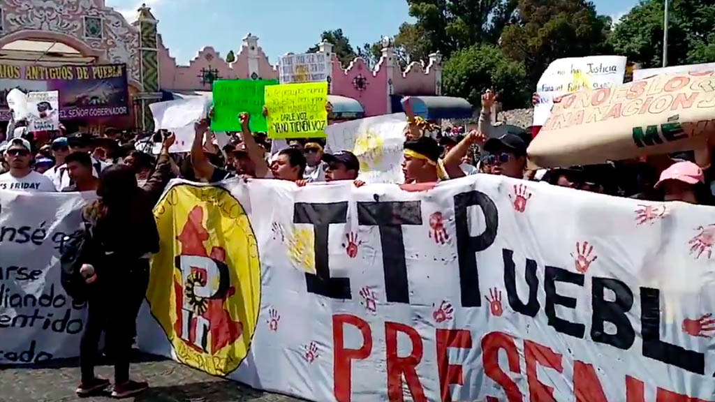Continúan las protestas de estudiantes en Puebla
