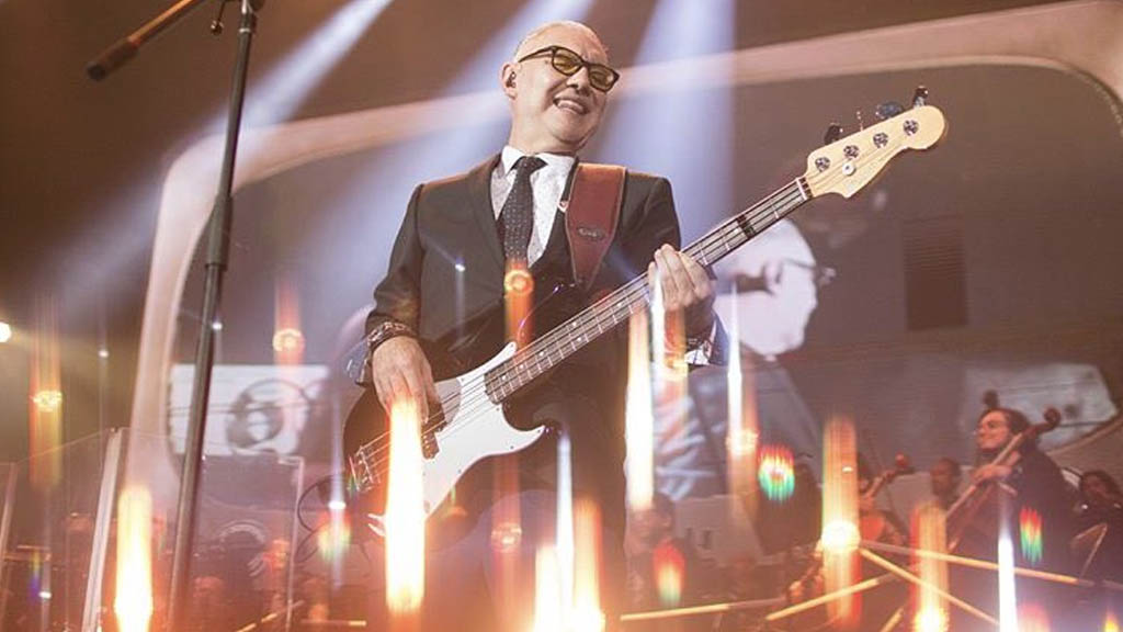 Arrestan a sujeto que intentó matar a golpes a Sabo Romo, de Caifanes