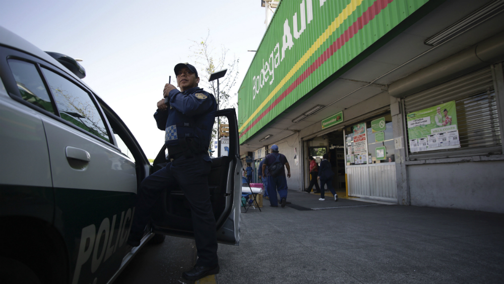 Van 80 detenidos por saqueos en tiendas de la Ciudad de México, afirma García Harfuch