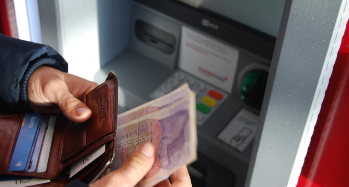 Garantizan operaciones de bancos pese a pandemia