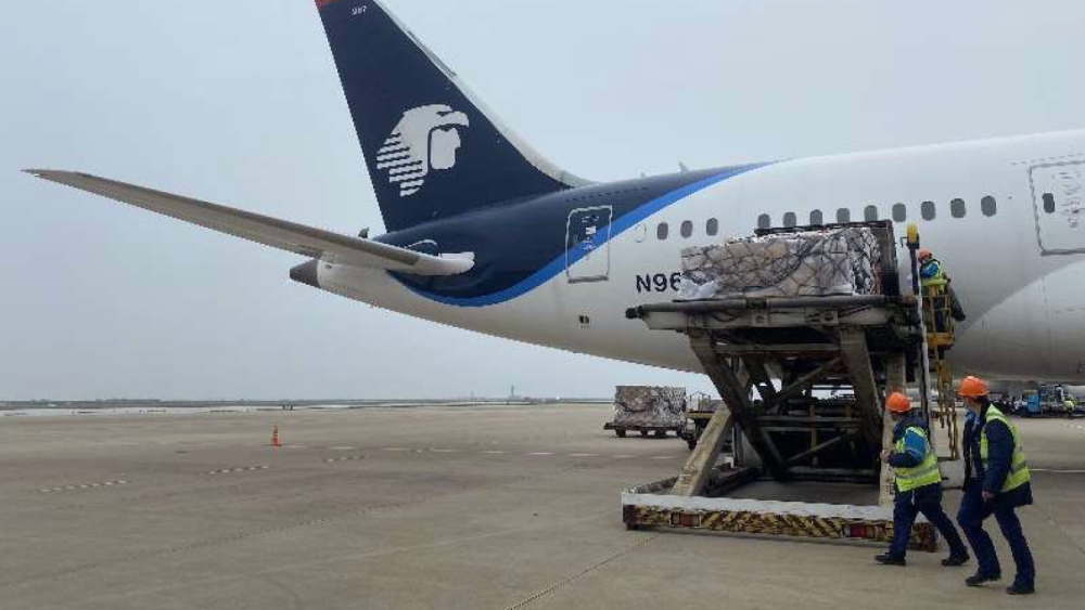 Viene en camino tercer vuelo con insumos médicos procedentes de China