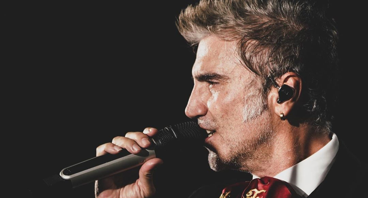 Alejandro Fernández homenajea a Joan Sebastian en aniversario de su natalicio