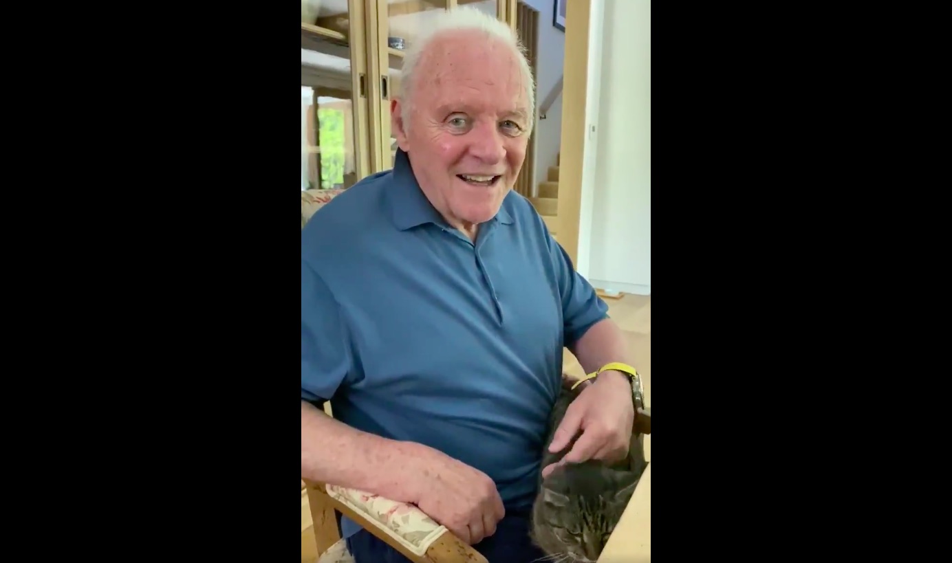 “Traten de seguir sonriendo”: el nuevo mensaje de Anthony Hopkins “Traten de seguir sonriendo”: el nuevo mensaje de Anthony Hopkins