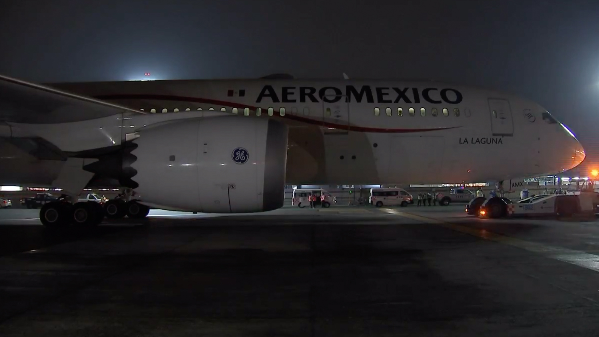 Llega cuarto vuelo procedente de China con insumos para atender COVID-19