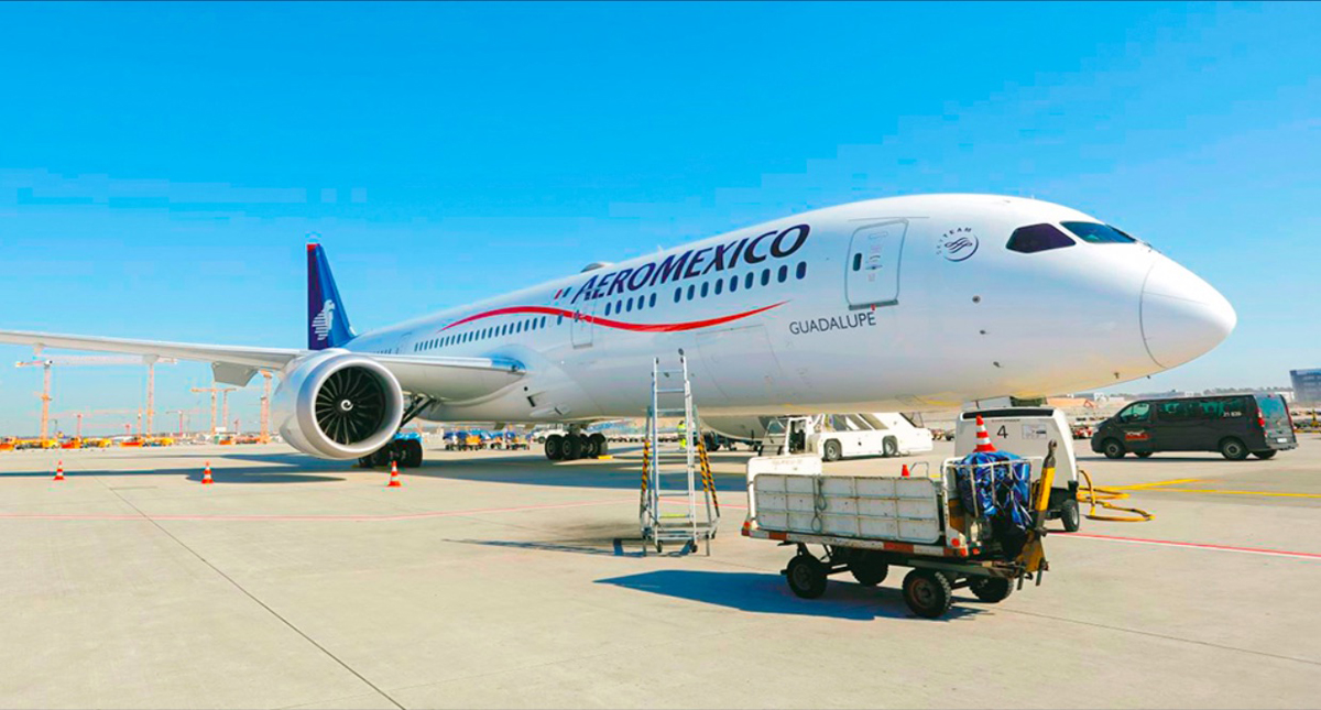 Aeroméxico continuará con operaciones reducidas por COVID-19