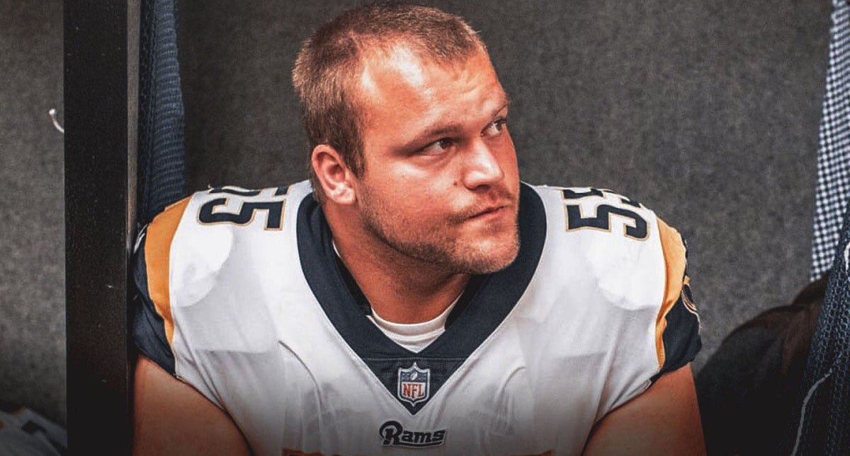 Brian Allen de los Rams, primer jugador activo de la NFL en dar positivo a COVID-19