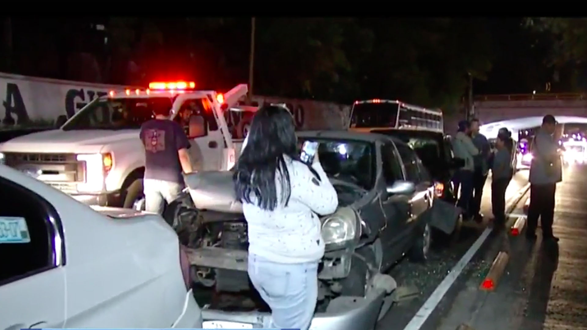 Carambola en Insurgentes Norte deja al menos dos lesionados - carambola-insurgentes-norte