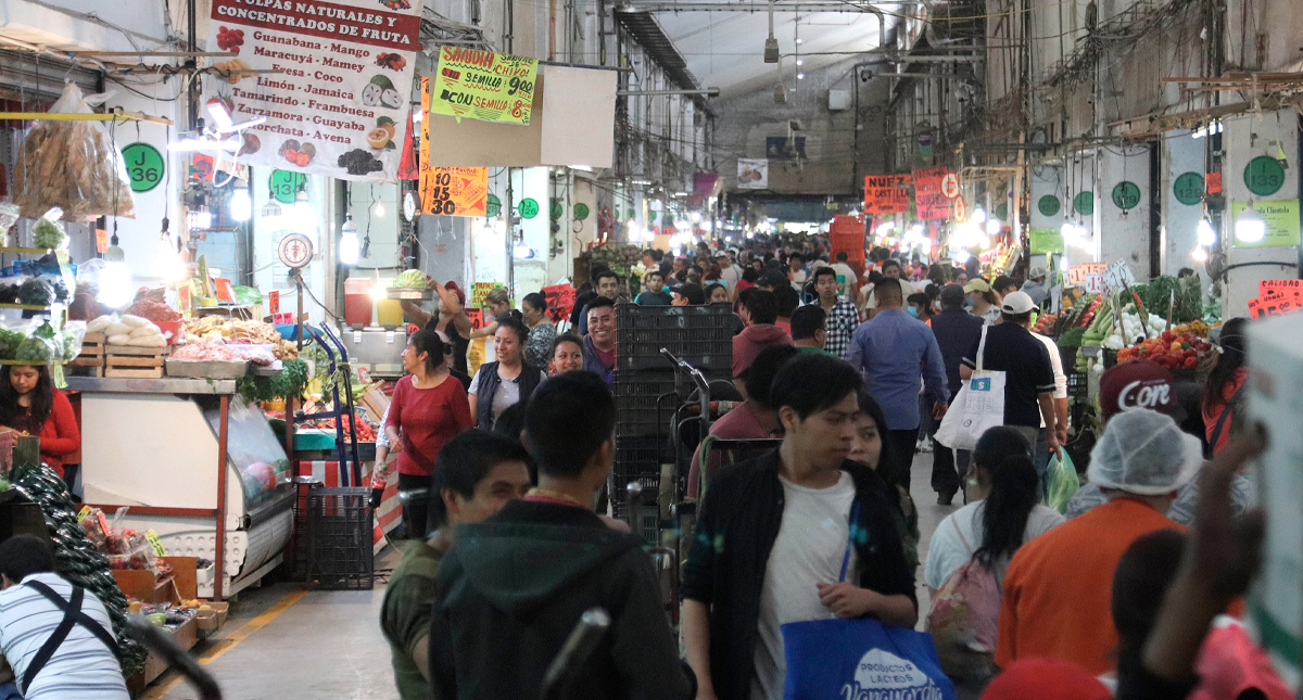 Central de Abasto trabaja de manera regular pese a COVID-19; caen 10 % ventas al mayoreo