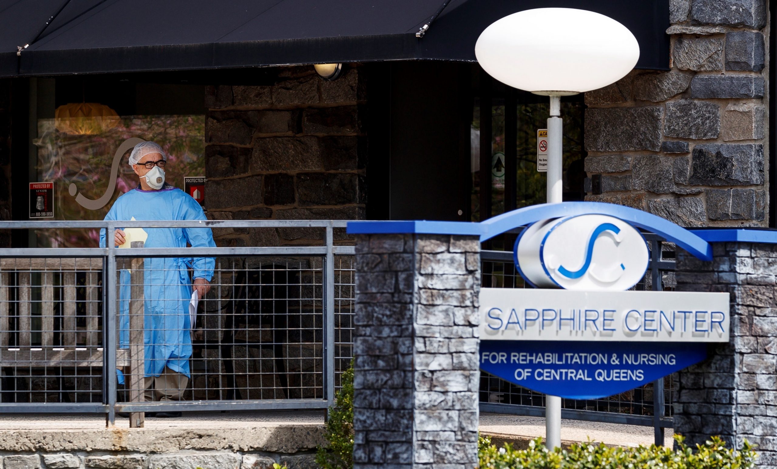 Nueva York investigará muertes en residencias de ancianos por COVID-19