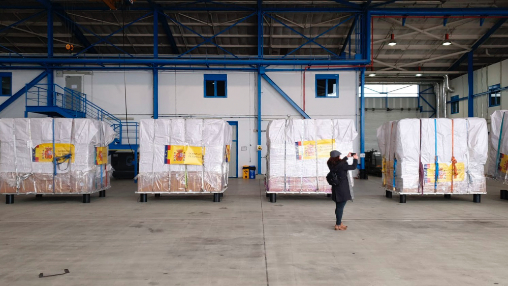 China endurece los requisitos para exportar material médico contra COVID-19