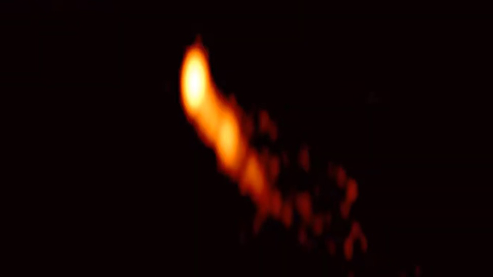 Revelan primera imagen de un ‘chorro relativista’ emitido desde un hoyo negro