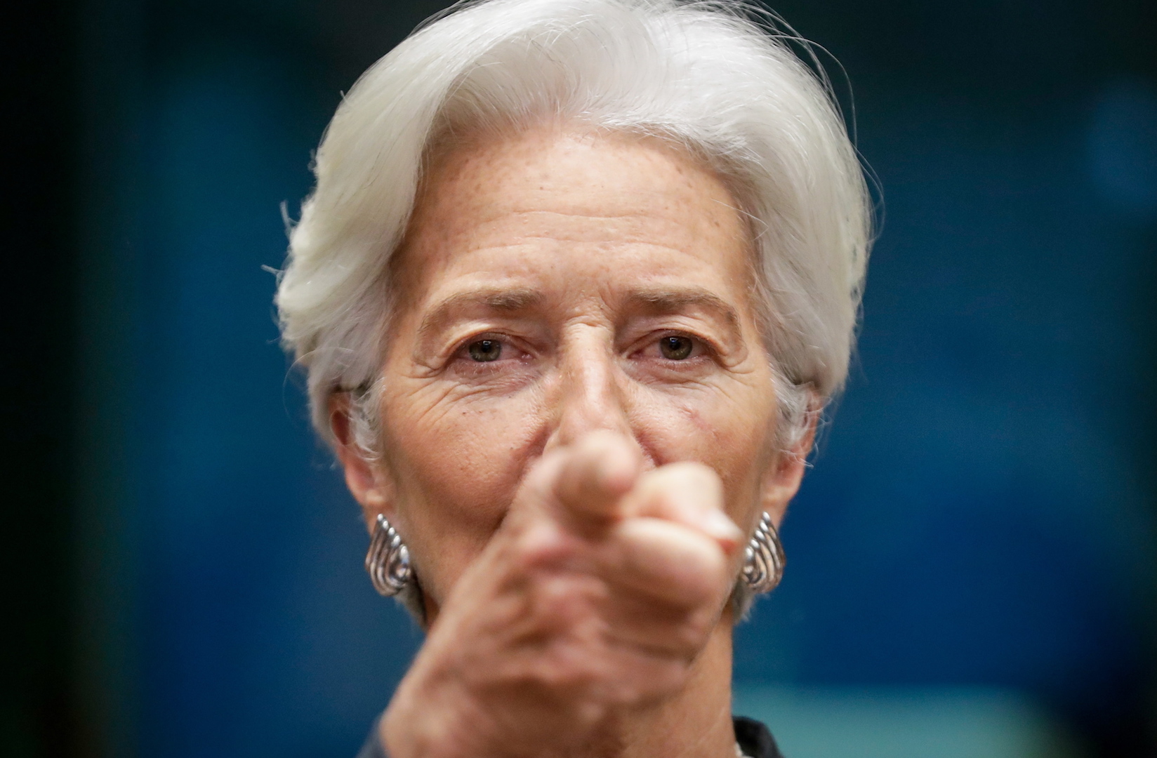 Lagarde advierte que PIB de eurozona podría caer 15 por ciento este año