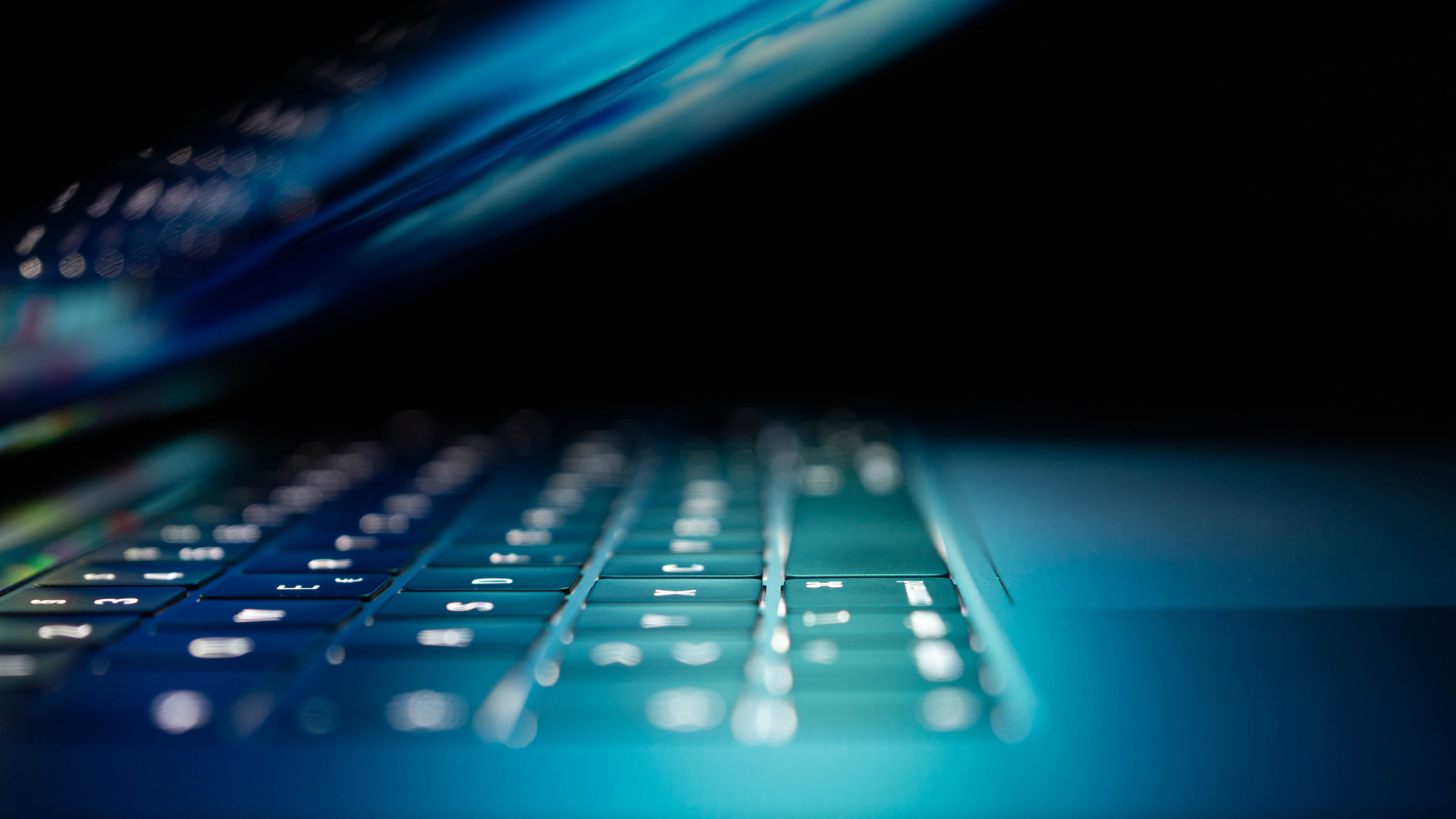 Argentina causa polémica por ‘ciberpatrullaje’ ante COVID-19