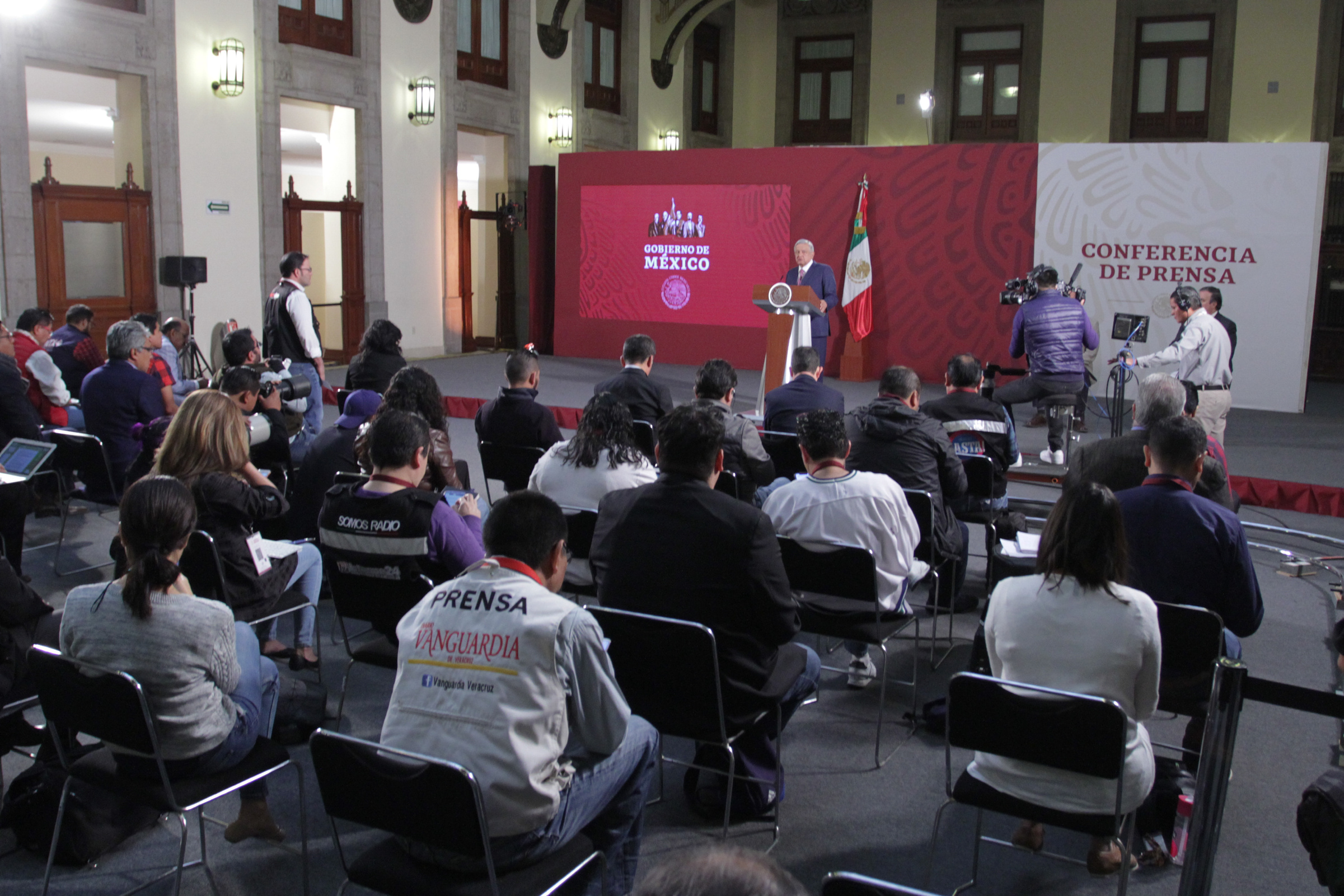 “Es un mal momento, pero vamos a recuperarnos”: AMLO; conferencia matutina (03-04-2020)