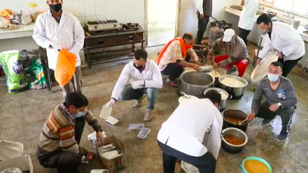 El imposible confinamiento de millones de trabajadores migrantes en India