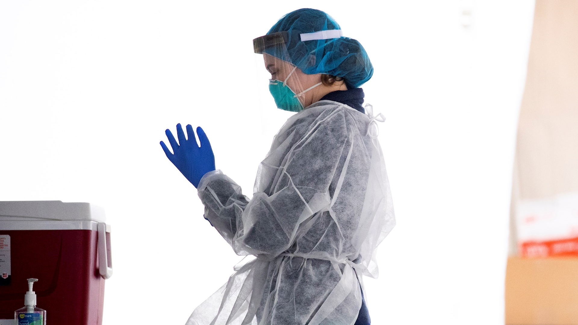 El mundo rebasa los 2.5 millones de casos de COVID-19