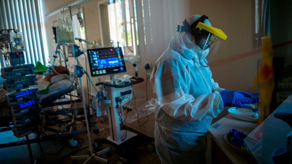 OMS confirma 2.54 millones de casos y 175 mil 694 muertes por COVID-19