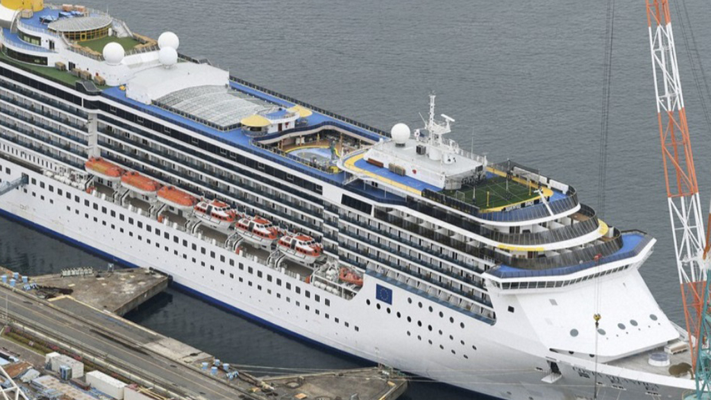 Confirman 33 casos de COVID-19 en crucero italiano atracado en Nagasaki
