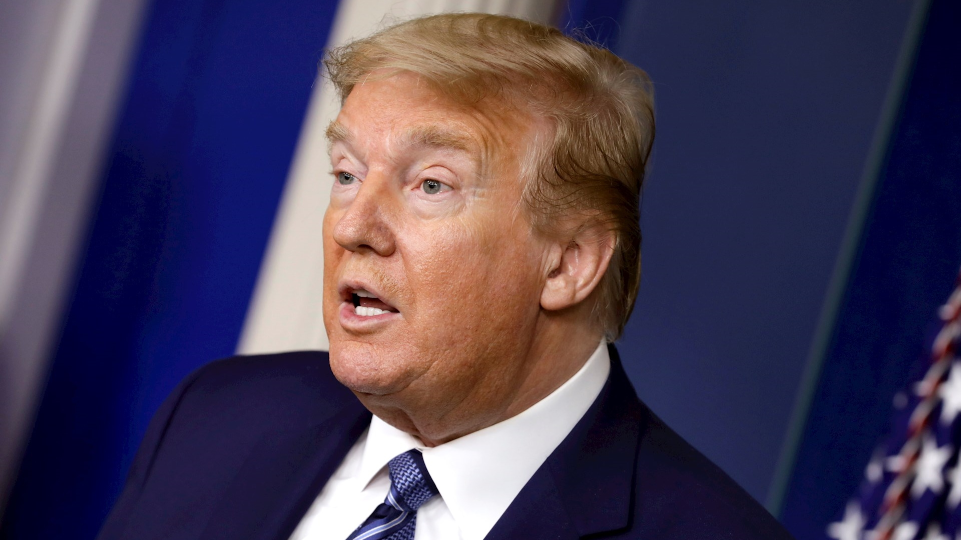 Trump anuncia que suspensión de migración durará 60 días