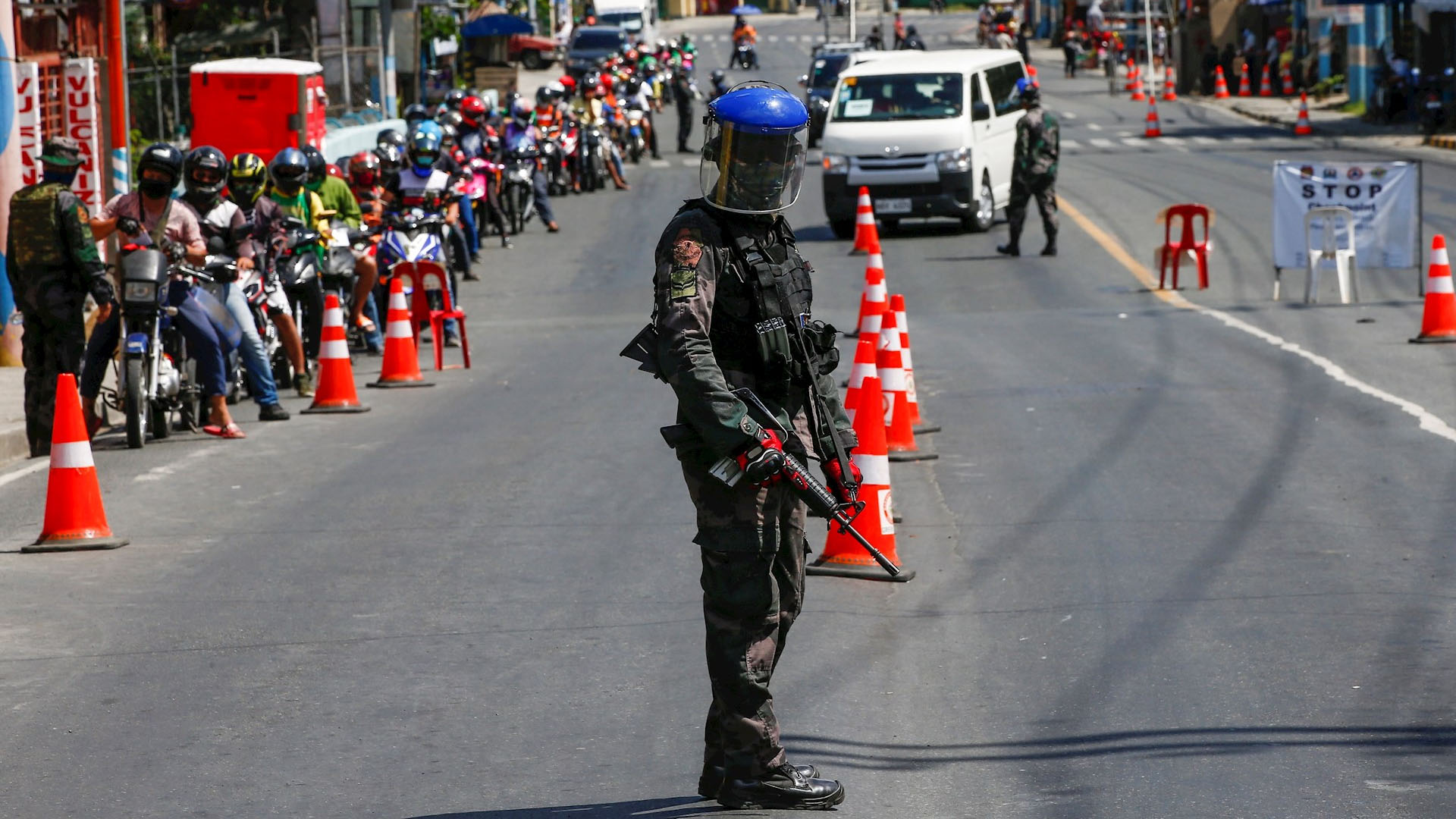 Duterte ordena matar a quienes violen cuarentena por COVID-19