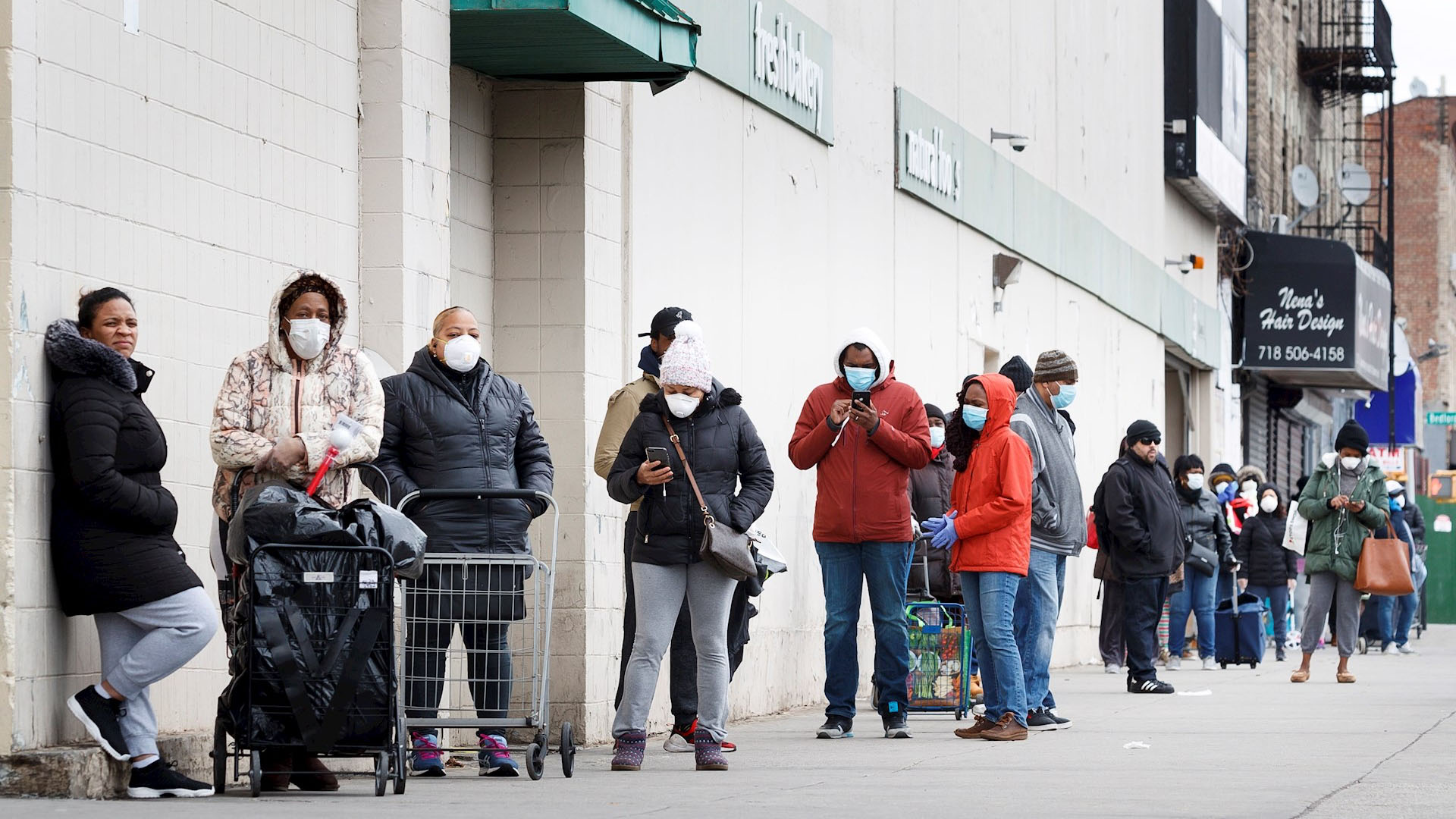 EE.UU. supera a Italia en número de muertos por COVID-19