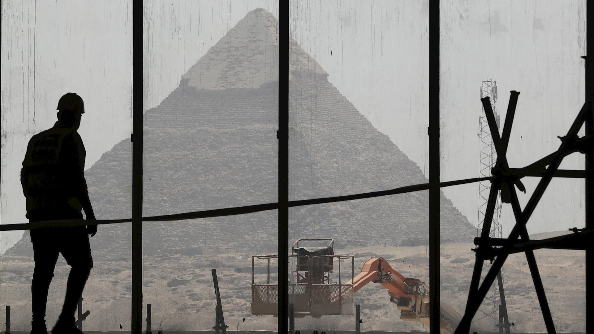 Egipto ingresará 5 mmdd menos en turismo por COVID-19