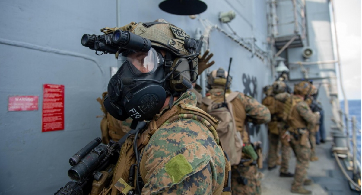 Estados Unidos manda barcos militares cerca de Venezuela en operativo antidrogas