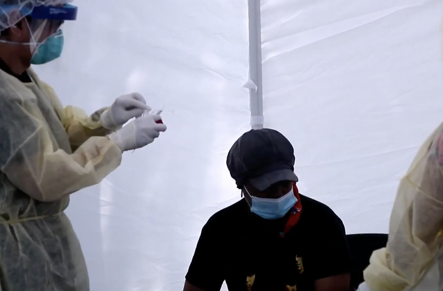 Posible tratamiento de COVID-19 con polémico antiviral genera optimismo en EE.UU.