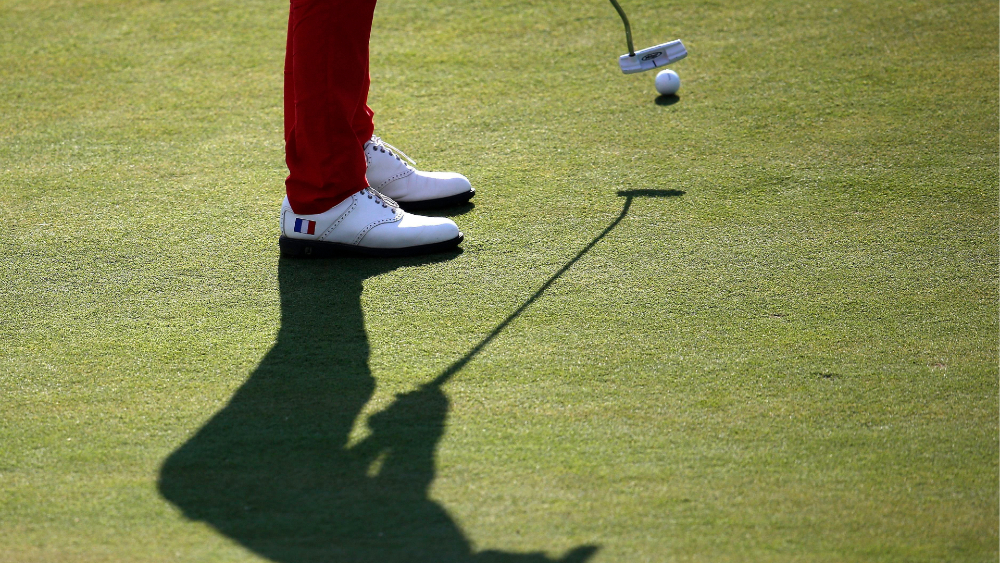 Lucha libre, mariguana o golf, actividades ‘esenciales’ del encierro en EE.UU.