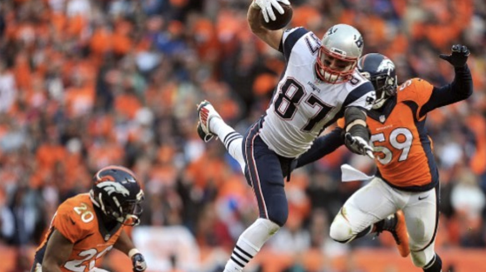Rob Gronkowski regresa a la NFL; jugará en Tampa Bay con Tom Brady Rob Gronkowski regresa a la NFL; jugará en Tampa Bay con Tom Brady