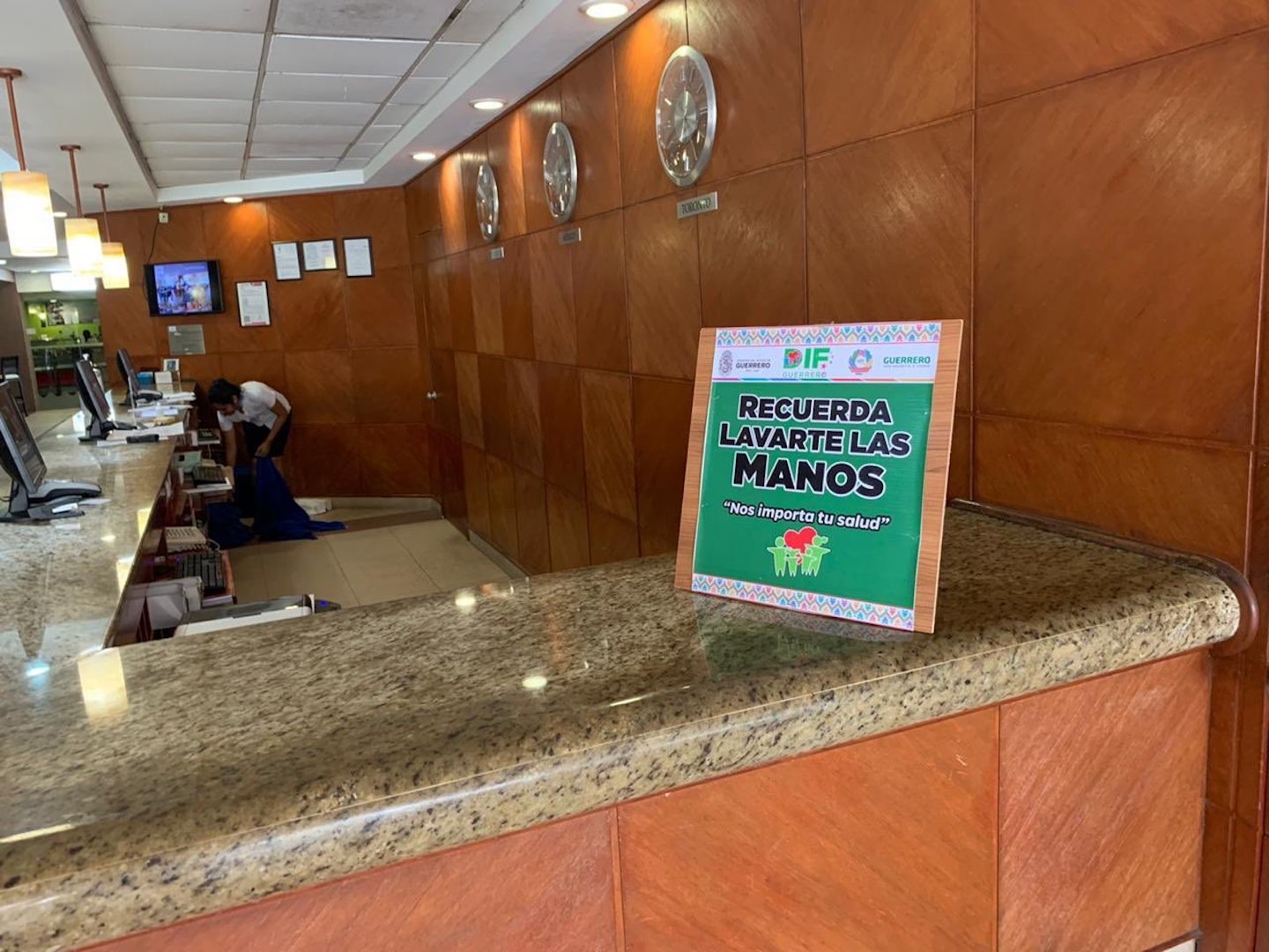 Pide Héctor Astudillo pensar en programas de apoyo y no sólo entregar dinero ‘a fondo perdido’