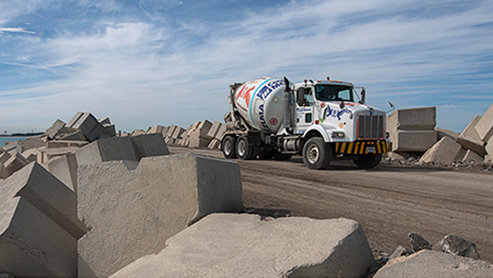 Producción industrial cae 3.7 por ciento anual en noviembre