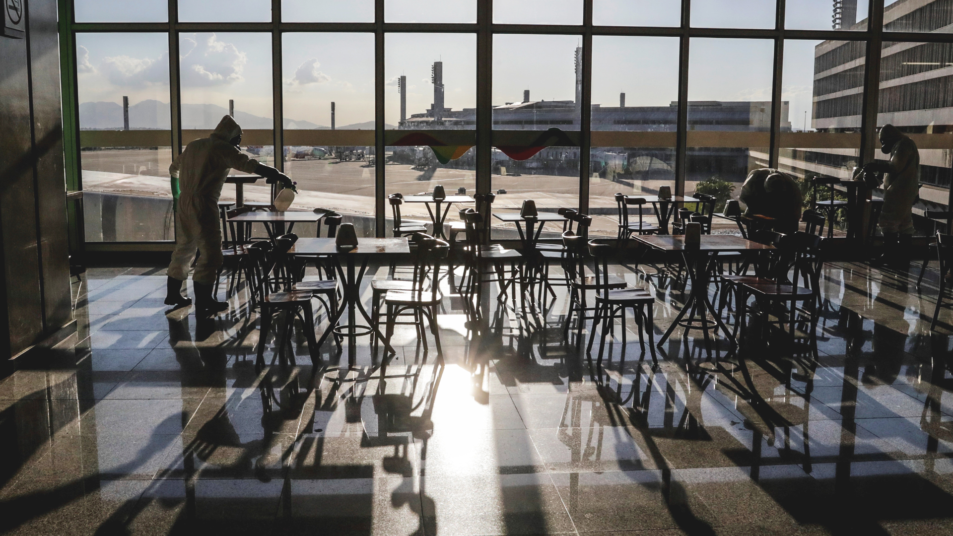 Brasil renueva prohibición de ingreso de extranjeros vía aérea por COVID-19