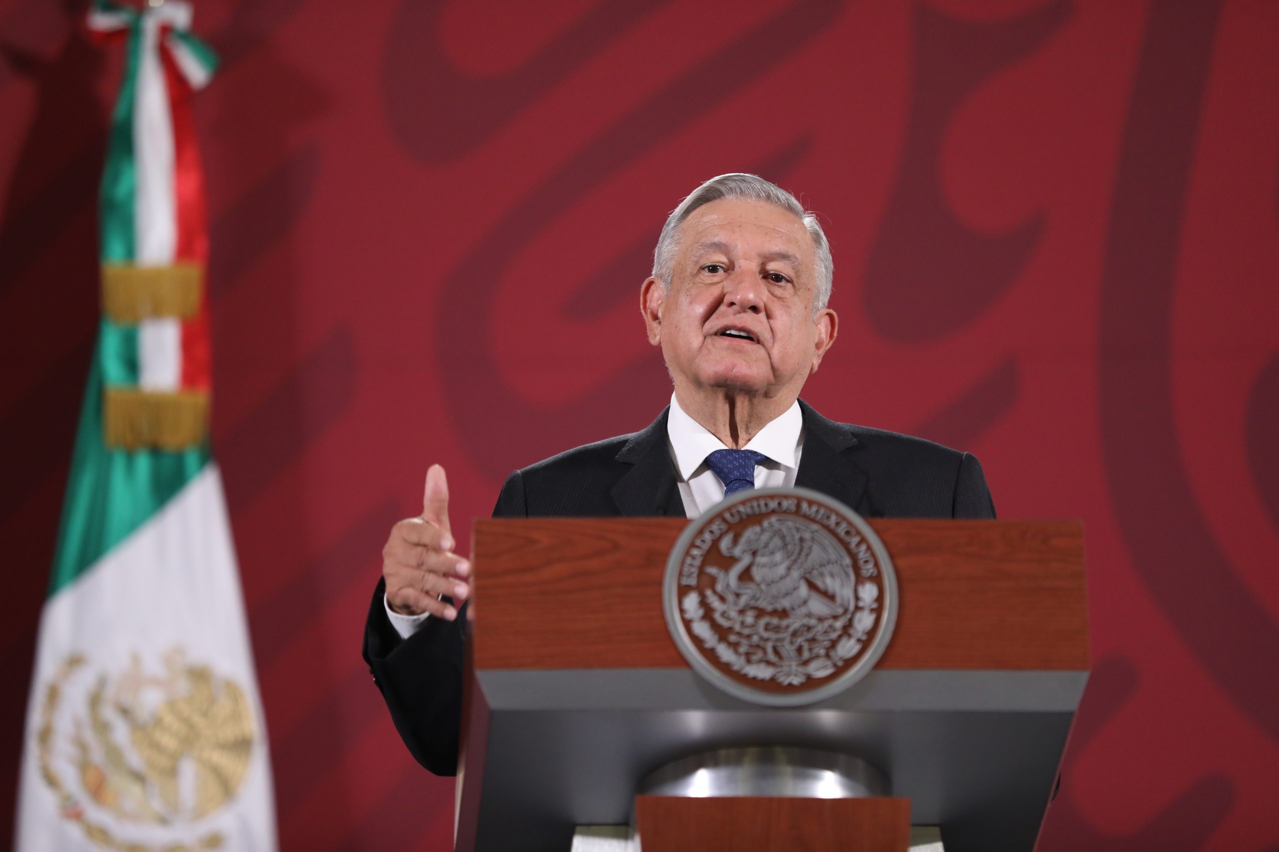 Hay infraestructura para atender COVID-19, garantiza AMLO (20-04-2020)